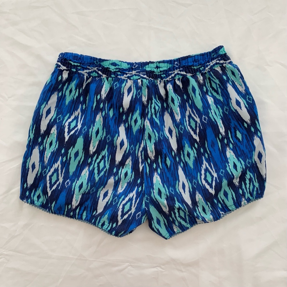 Patterned Shorts - Picture 3 of 3